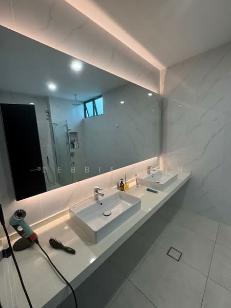 Rumah Kluster untuk Dijual di Senibong (Permas Jaya) - Debbie Chin - Bathroom - PropertyGuru.com.my