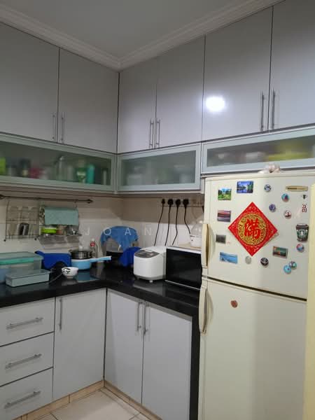 Servis Apartment untuk Dijual di D'Alamanda - Joan Lee - Kitchen - PropertyGuru.com.my