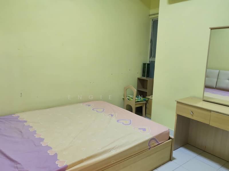 Apartment for Rent at University Place (Plaza Ivory) - Engie Ong - Bedroom - PropertyGuru.com.my