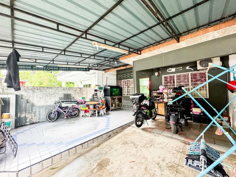 Rumah Teres 1 Tingkat untuk Dijual di Taman Saga (Ampang) - Ilman Nahri - Exterior - PropertyGuru.com.my