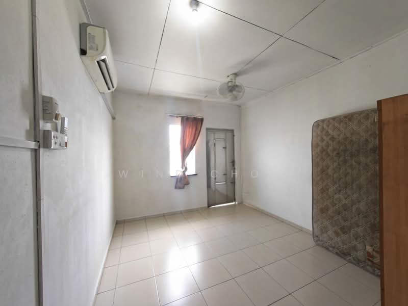 Terraced House for Rent in Taman Damai Jaya (Skudai) - Wind Chok - PropertyGuru.com.my