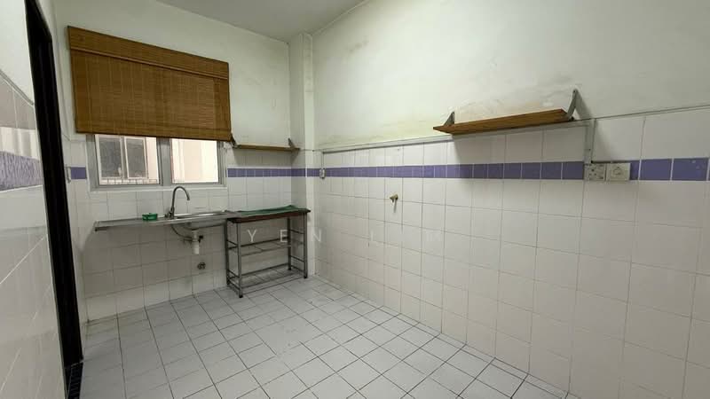 Kondominium untuk Disewa di Cyberia Crescent 1 - Yen Lim - Kitchen - PropertyGuru.com.my