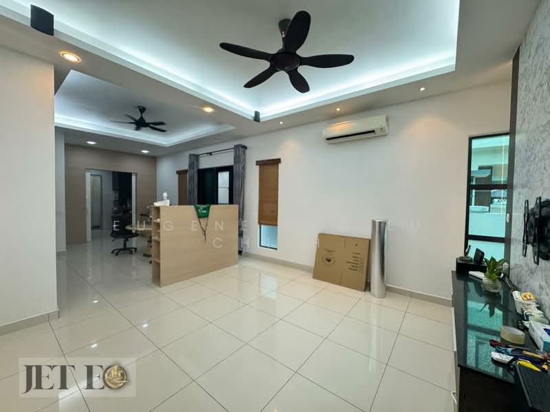 Semi-Detached House for Sale in Tanjong Duabelas (Selangor) - Eugene Ong Eu chieh - Living Room - PropertyGuru.com.my