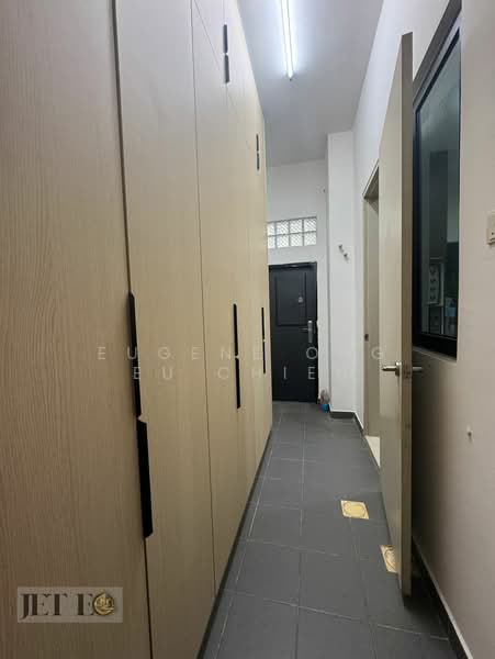 Semi-Detached House for Sale in Tanjong Duabelas (Selangor) - Eugene Ong Eu chieh - Corridor - PropertyGuru.com.my