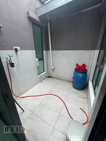 Semi-Detached House for Sale in Tanjong Duabelas (Selangor) - Eugene Ong Eu chieh - Exterior - PropertyGuru.com.my