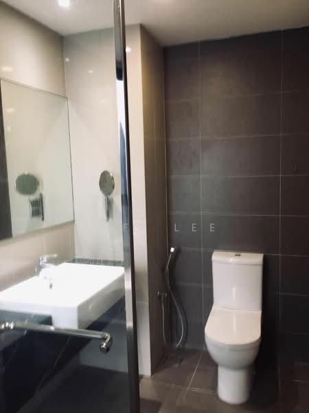 Servis Apartment untuk Disewa di G Residence - Luff Lee - Bathroom - PropertyGuru.com.my