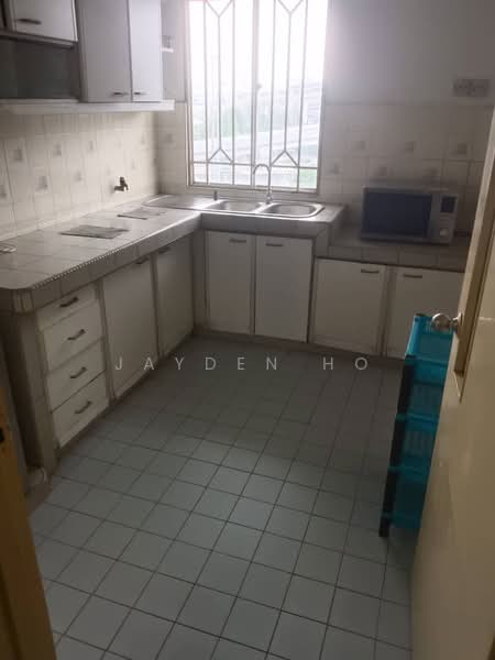 Apartment for Rent at Ixora Apartments - Jayden Ho - Kitchen - PropertyGuru.com.my