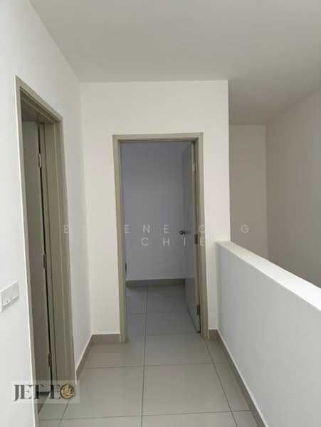 Rumah Teres 2 Tingkat untuk Dijual di Tanjong Duabelas (Selangor) - Eugene Ong Eu chieh - Corridor - PropertyGuru.com.my
