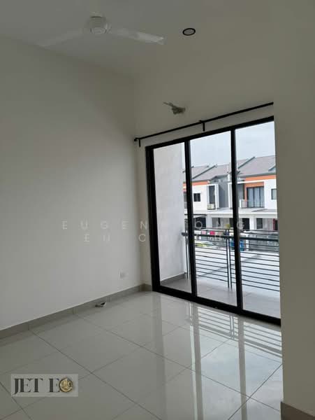 Rumah Teres 2 Tingkat untuk Dijual di Tanjong Duabelas (Selangor) - Eugene Ong Eu chieh - Balcony - PropertyGuru.com.my