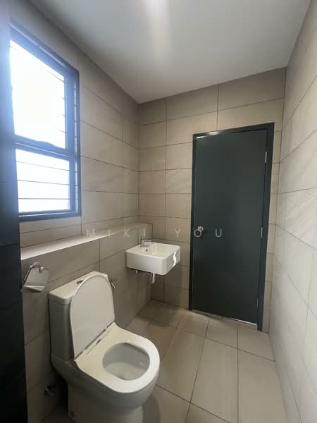 2-storey Terraced House for Rent in Telok Panglima Garang (Selangor) - Miki You - Bathroom - PropertyGuru.com.my