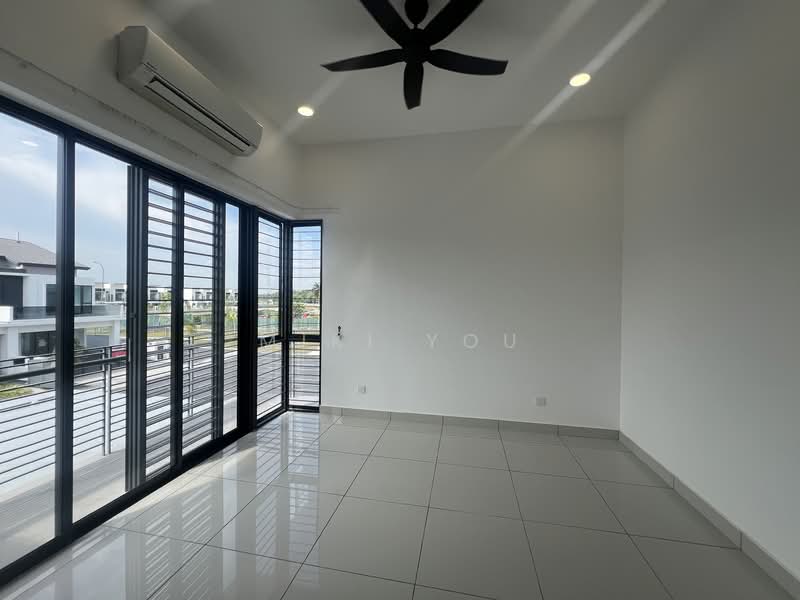 2-storey Terraced House for Rent in Telok Panglima Garang (Selangor) - Miki You - Balcony - PropertyGuru.com.my