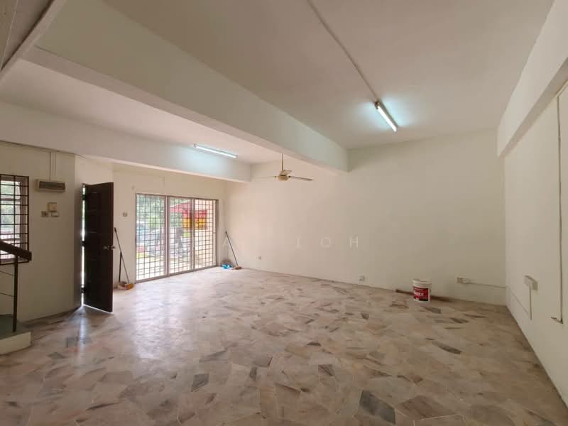 2-storey Terraced House for Sale in Taman Skudai Baru (Skudai) - Max Loh - Living Room - PropertyGuru.com.my