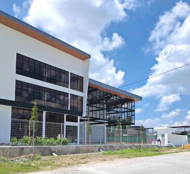 Semi-D Factory for Sale in Taman Industri Alam Jaya (Puncak Alam) - Wendy Ng - Exterior - PropertyGuru.com.my