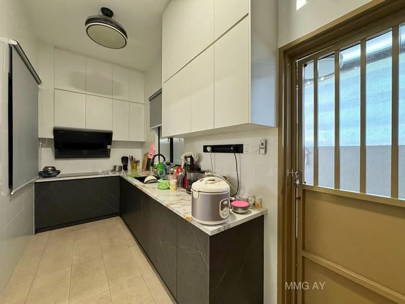 2-storey Terraced House for Sale in Setia Utama (Setia Alam) - Mason Chiah - Kitchen - PropertyGuru.com.my