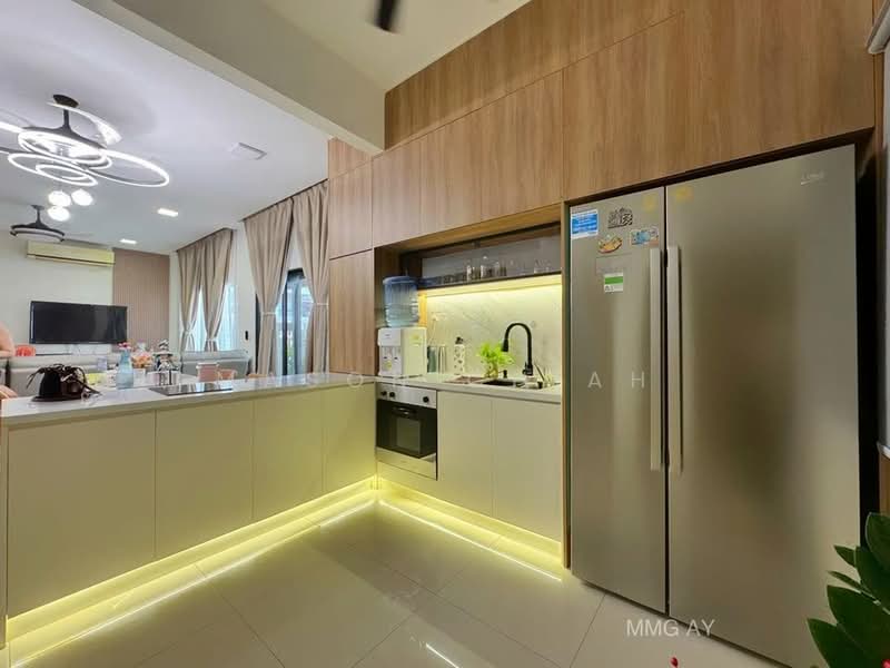2-storey Terraced House for Sale in Setia Utama (Setia Alam) - Mason Chiah - Kitchen - PropertyGuru.com.my