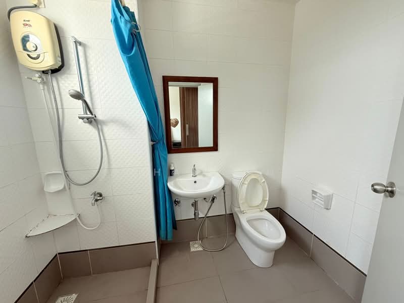 Service Residence for Sale at Seasons Amara Larkin - Ethan Gan - PropertyGuru.com.my