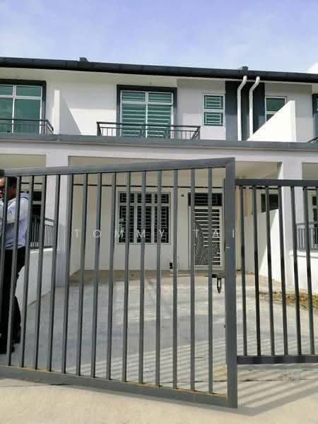 Rumah Teres 2 Tingkat untuk Dijual di Kangkar Pulai (Skudai) - Tommy Tai - Exterior - PropertyGuru.com.my