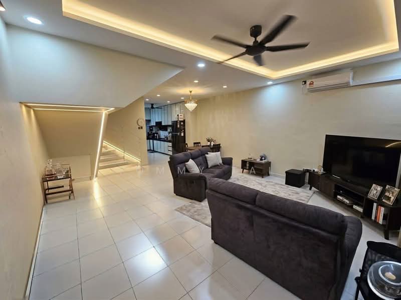 Rumah Teres 2 Tingkat untuk Dijual di Kangkar Pulai (Skudai) - Tommy Tai - Living Room - PropertyGuru.com.my