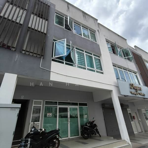 Shop for Sale in Sepang (Selangor) - Han Haw Ze - Exterior - PropertyGuru.com.my