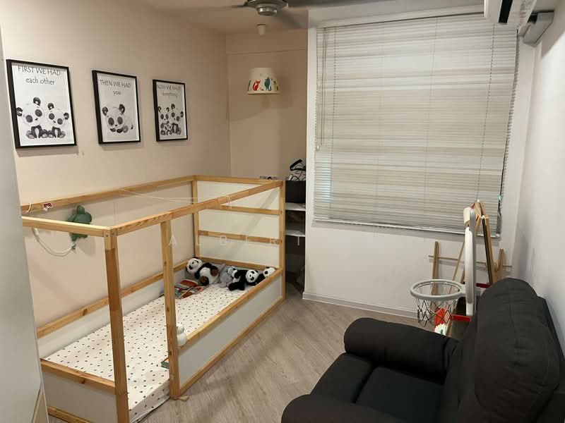 Kondominium untuk Dijual di Riana Green Condominium - Albert Ho - Bedroom - PropertyGuru.com.my