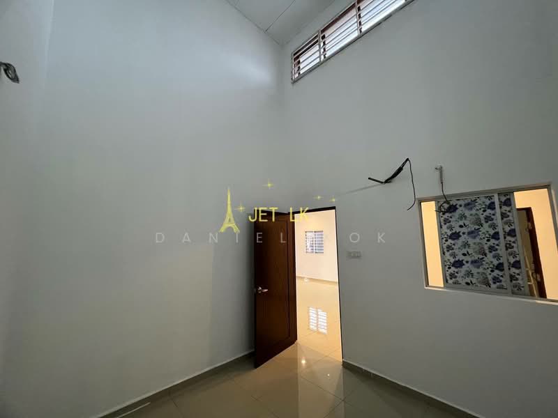 1-storey Terraced House for Sale in Bandar Putera 2 (Klang) - Daniel Kok - Interior - PropertyGuru.com.my