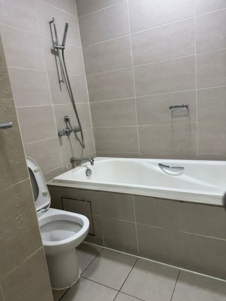 Service Residence for Sale at K Residence @ KLCC - Den Lam - Bathroom - PropertyGuru.com.my