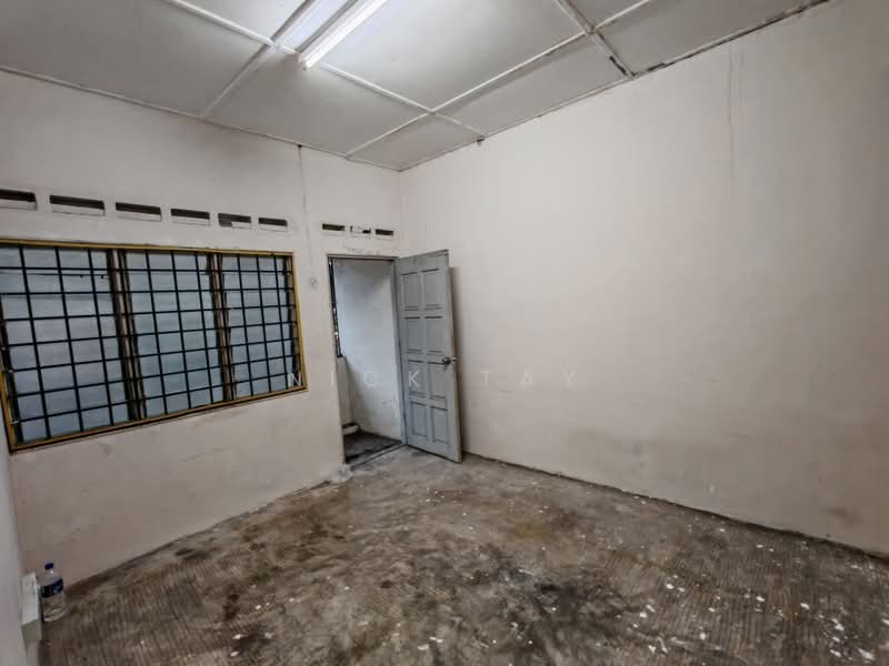 Kedai untuk Disewa di Taman Sentosa (Johor Bahru) - Nick Tay - Interior - PropertyGuru.com.my