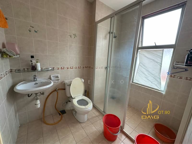 Rumah Banglo untuk Dijual di Ambang Botanic (Klang) - Daniel Kok - Bathroom - PropertyGuru.com.my