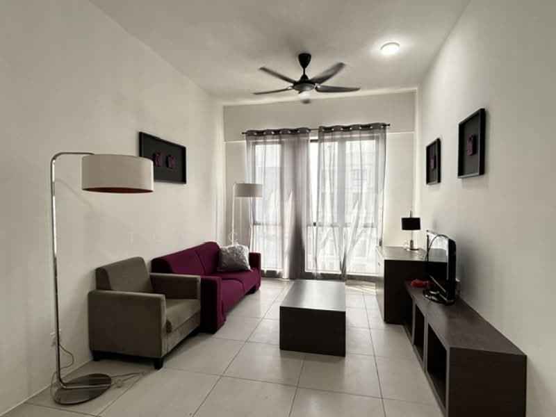 Servis Apartment untuk Disewa di The Glen - Toh Christal - Living Room - PropertyGuru.com.my