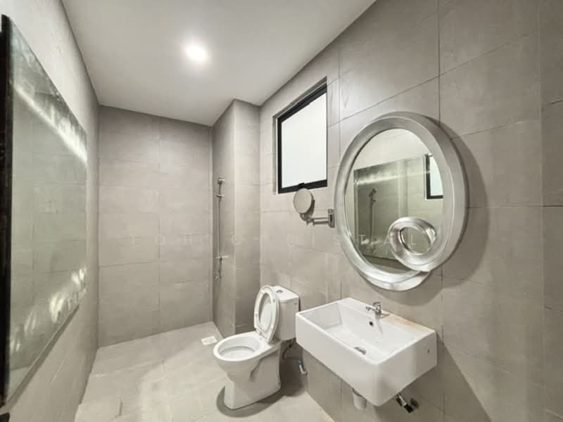 Servis Apartment untuk Disewa di The Glen - Toh Christal - Bathroom - PropertyGuru.com.my