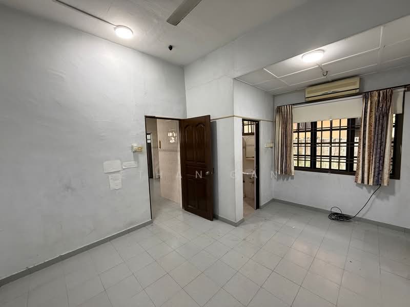 Rumah Berkembar untuk Dijual di Taman Sentosa (Johor Bahru) - Ethan Gan - PropertyGuru.com.my