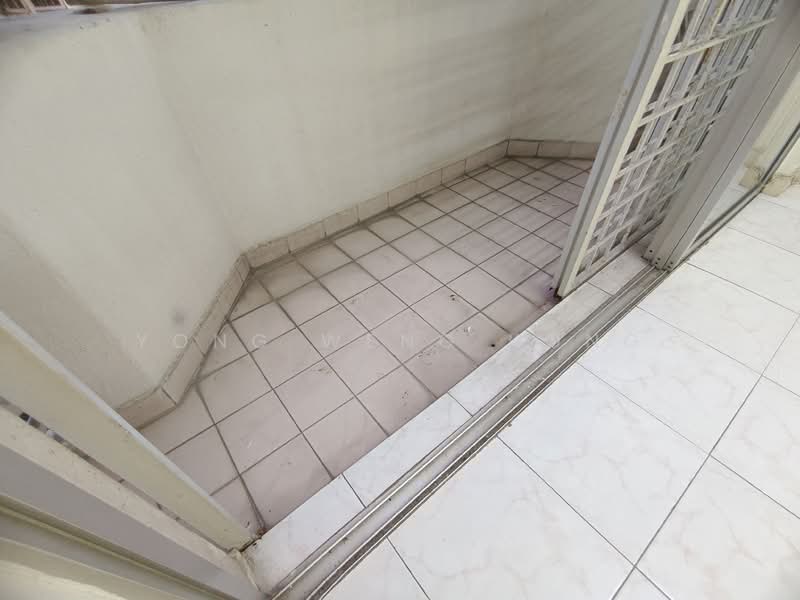 Kondominium untuk Disewa di Midah Ria Condominium - Yong Weng Kong - Balcony - PropertyGuru.com.my