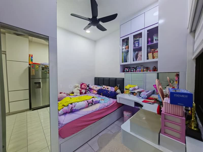 1-storey Terraced House for Sale in Permas Jaya (Johor Bahru) - Tommy Tai - Bedroom - PropertyGuru.com.my