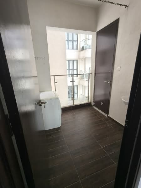 Condominium for Rent at Royal Strand @ Country Garden Danga Bay - Daren Tee - Balcony - PropertyGuru.com.my