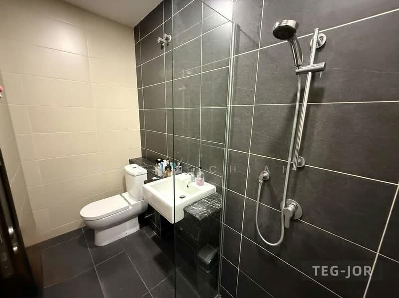 3-storey Terraced House for Sale in Duta Villa (Setia Alam) - Mason Chiah - PropertyGuru.com.my