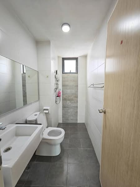 Kondominium untuk Disewa di One Foresta - Pheng Han - Bathroom - PropertyGuru.com.my