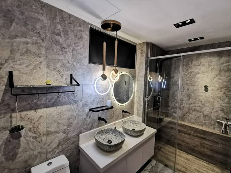 Kondominium untuk Disewa di Upper East @ Tiger Lane - Qazin Khoo - Bathroom - PropertyGuru.com.my