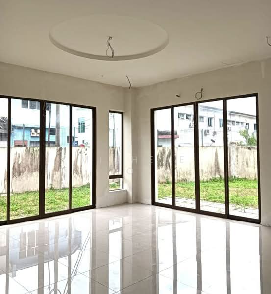 Rumah Banglo untuk Dijual di Taman Pari (Ipoh) - Michele Leong - Living Room - PropertyGuru.com.my