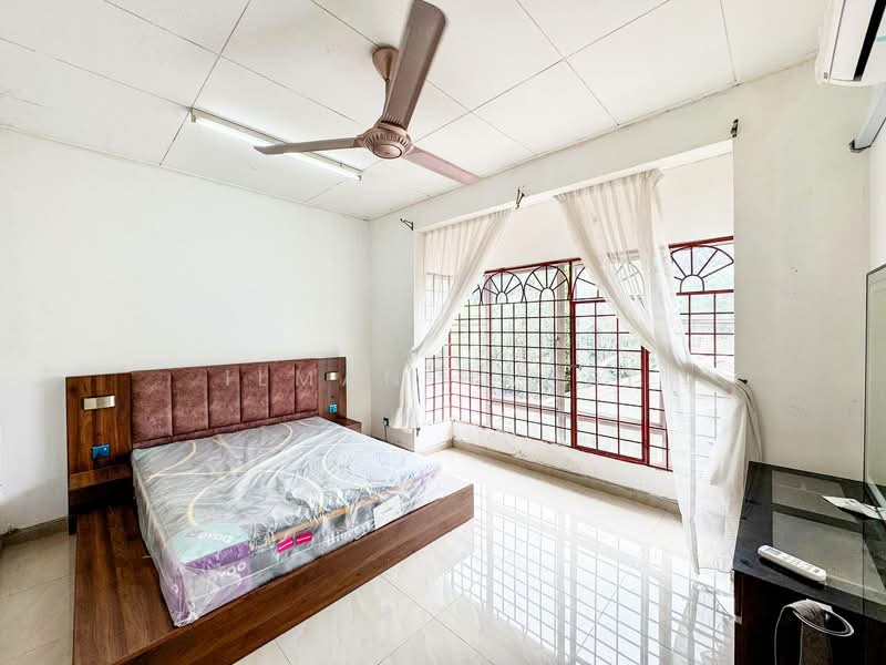 Rumah Teres 2 Tingkat untuk Dijual di Bandar Tasik Kesuma (Beranang) - Ilman Nahri - Bedroom - PropertyGuru.com.my