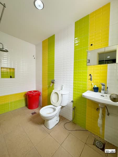 Rumah Berkembar untuk Dijual di Ambang Botanic (Klang) - Daniel Kok - Bathroom - PropertyGuru.com.my