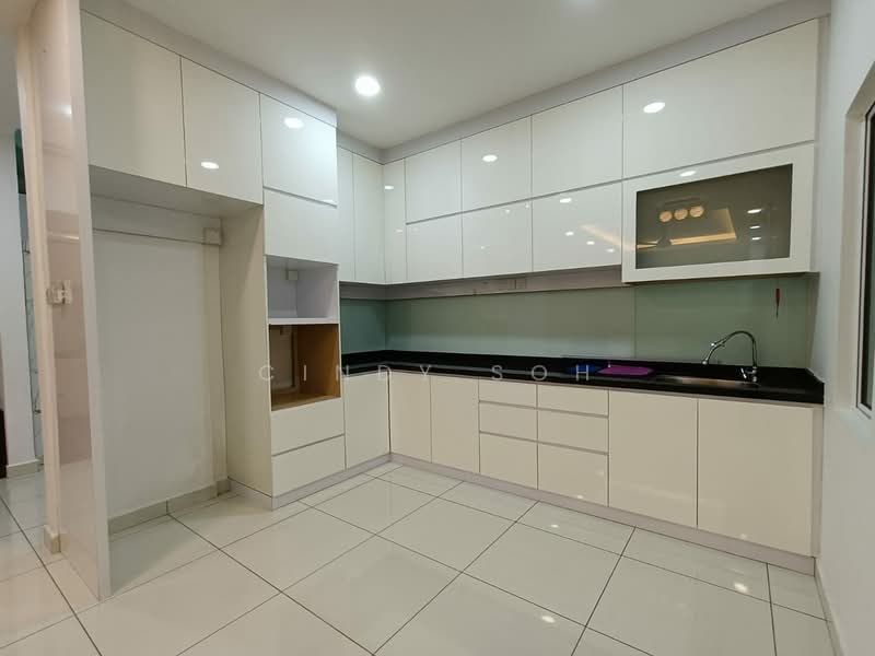Rumah Kluster untuk Disewa di Tebrau (Johor) - Cindy Soh - Kitchen - PropertyGuru.com.my