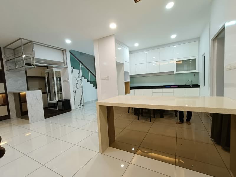 Rumah Kluster untuk Disewa di Tebrau (Johor) - Cindy Soh - Kitchen - PropertyGuru.com.my