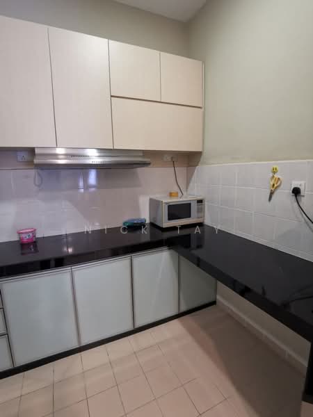 Pangsapuri untuk Dijual di Impian Senibong Apartment - Nick Tay - Kitchen - PropertyGuru.com.my