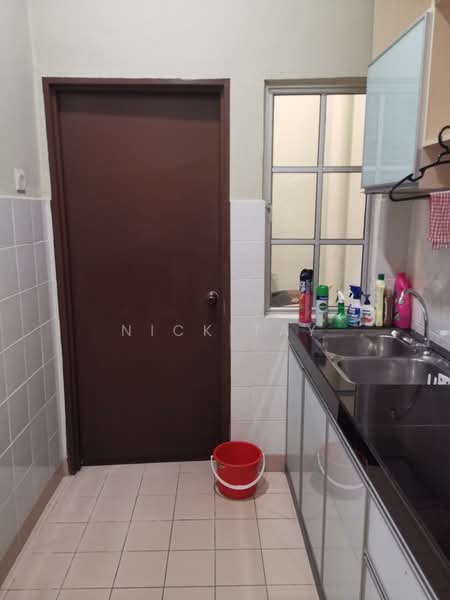 Pangsapuri untuk Dijual di Impian Senibong Apartment - Nick Tay - Kitchen - PropertyGuru.com.my