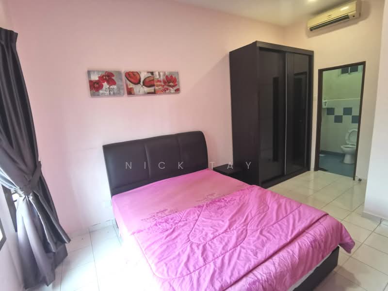 Pangsapuri untuk Dijual di Impian Senibong Apartment - Nick Tay - Bedroom - PropertyGuru.com.my