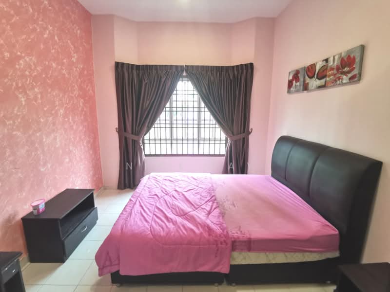 Pangsapuri untuk Dijual di Impian Senibong Apartment - Nick Tay - Bedroom - PropertyGuru.com.my