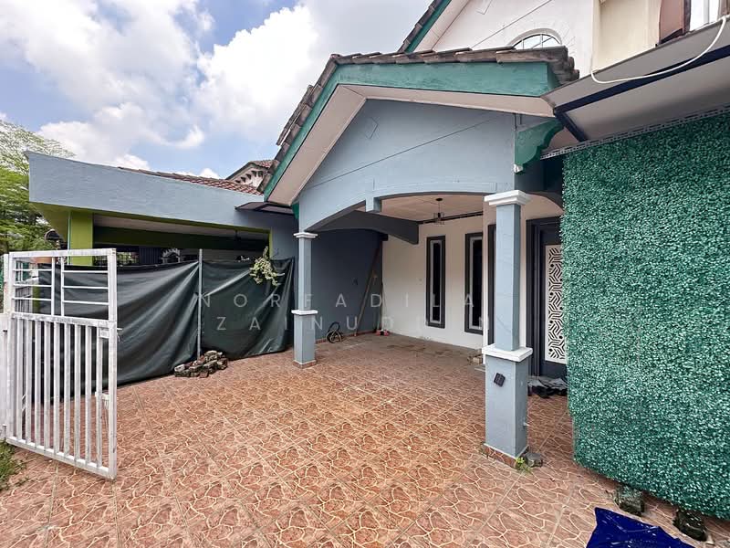 2-storey Terraced House for Sale in Puncak Alam (Selangor) - NORFADILAH ZAINUDDIN - Exterior - PropertyGuru.com.my