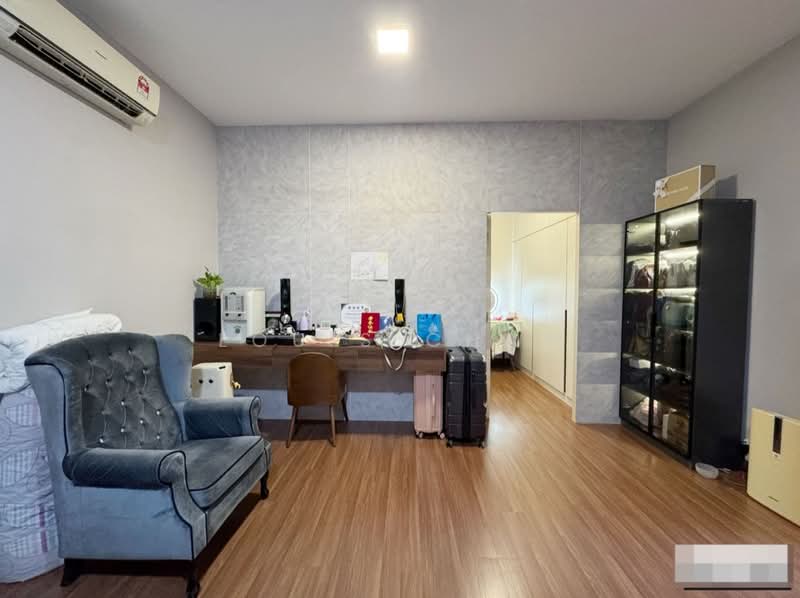 2-storey Terraced House for Sale in Setia Utama (Setia Alam) - Louis Chan - Study - PropertyGuru.com.my