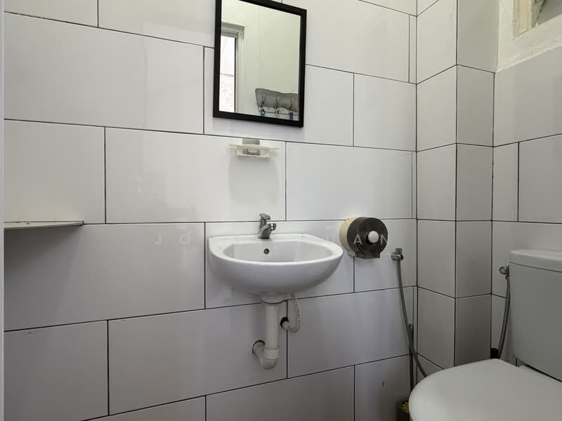 2-storey Terraced House for Sale in Taman Ipoh Jaya (Ipoh) - Jodie Kuan - Bathroom - PropertyGuru.com.my