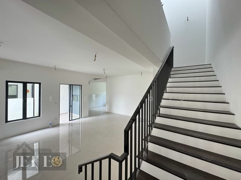 Rumah Teres 1 Tingkat untuk Dijual di Telok Panglima Garang (Selangor) - Eugene Ong Eu chieh - Living Room - PropertyGuru.com.my
